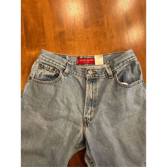 Woman’s vintage Levi’s classic 550 relaxed fit - Picture 2 of 4